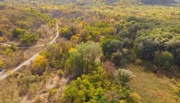 На Київщині землі ландшафтного парку «Трахтемирів» повернули у комунальну власність