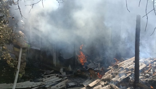 Загарбники півтора десятка разів били по Нікопольщині, постраждав чоловік