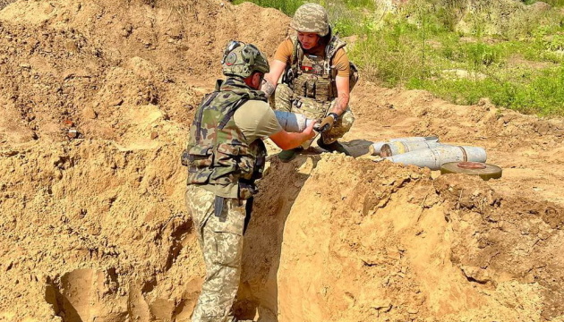 Сапери Держспецслужби транспорту за тиждень знешкодили 2195 вибухонебезпечних предметів