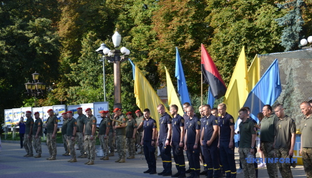 У Тернополі вручили нагороди військовим та волонтерам з нагоди Дня Незалежності