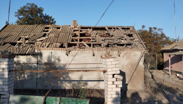 Russian troops shell Tomina Balka in Kherson region in morning, damaging houses