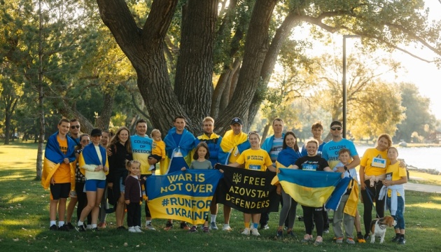 Спільнота #RunForUkraine провела благодійні пробіжки на підтримку ЗСУ у трьох країнах