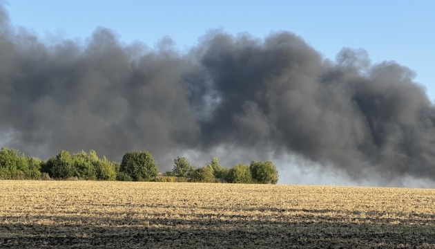 Авіаудар по підприємству в Сумах: загинули дві жінки, є поранені