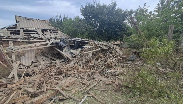 Унаслідок обстрілів Дніпропетровщини поранені четверо людей, є пошкодження