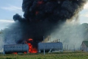 У Бєлгородській області повідомляють про удар ЗСУ по цистернах з пальним 