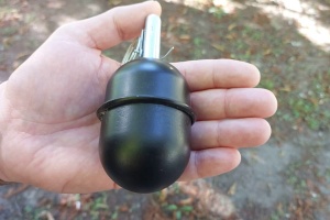 У Запоріжжі військовий підірвав гранату біля будинку