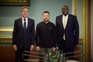 Long-range weapons and strategy for restoration of peace: Zelensky meets with Blinken and Lammy