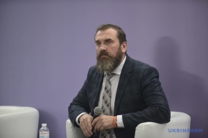 На підвищення зарплат освітянам потрібно 270 мільярдів - Лісовий