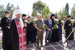 На Сумщині Епіфаній вшанував пам’ять загиблих жителів Тростянця