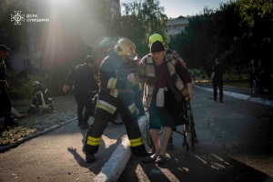 Удар по геріатричному пансіонату в Сумах: пацієнтів евакуювали у безпечні місця