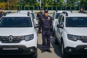 Alemania entrega 14 camionetas a los soldados de la Guardia Nacional