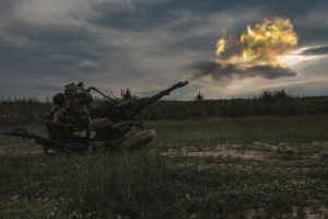 Occupiers attacking Ukrainian fortifications in Luhansk region with artillery and drones