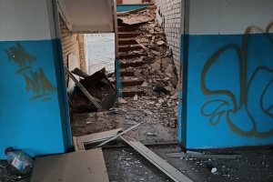 Russian GABs destroy school in Kherson region 