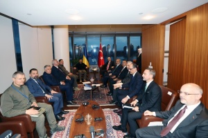 Erdogan tells Zelensky Turkey ready to be mediator for just and durable peace