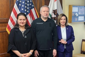 Kostin, Pelosi discuss holding Russia accountable for war crimes