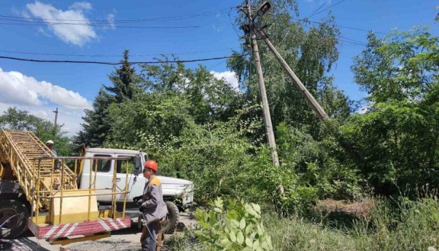 На Донеччині у серпні відновили електропостачання у 378 населених пунктах