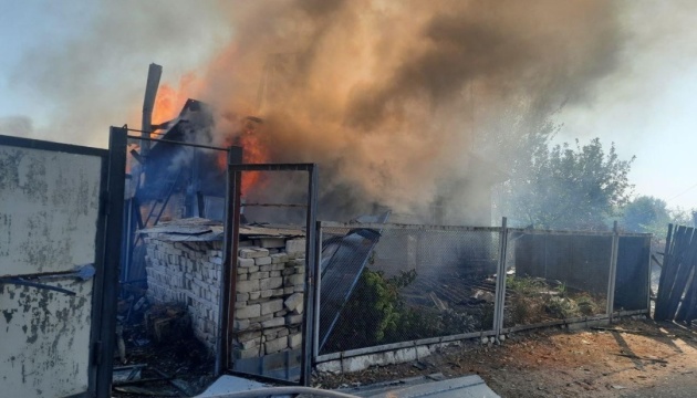 Пошкоджені будинки, лікарня та школа: поліція показала наслідки російських обстрілів Сумщини