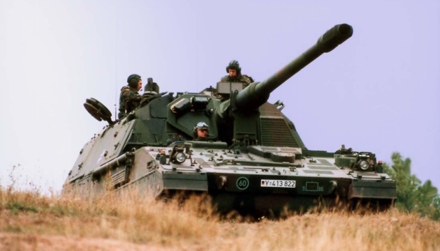 Pistorius announces delivery of self-propelled howitzers worth EUR 150M, air defense systems to Ukraine