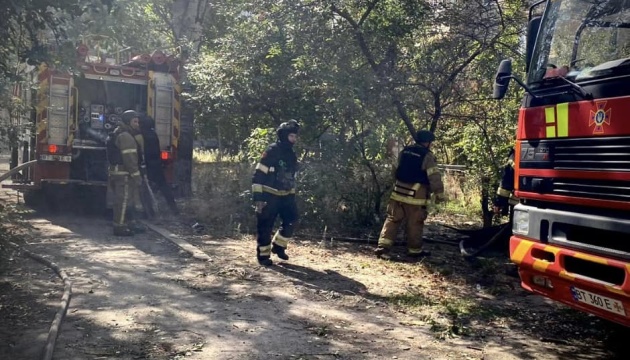 У Херсоні показали наслідки ранкового обстрілу Корабельного району