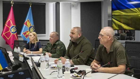 Umerov discusses development of Ukrainian defense industry with Polish delegation 