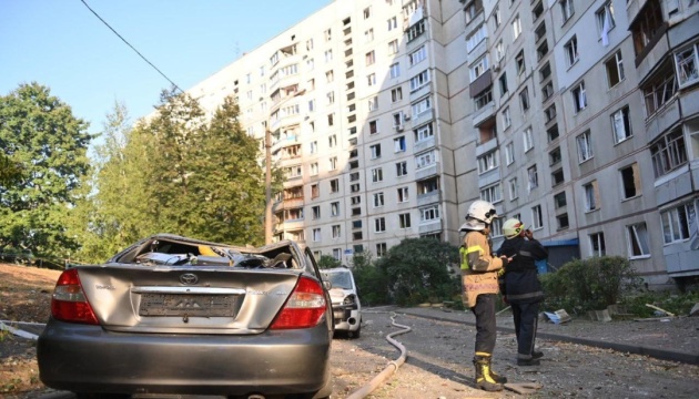 Bombardement russe d'un immeuble à Kharkiv : 35 blessés, les opérations de secours se poursuivent