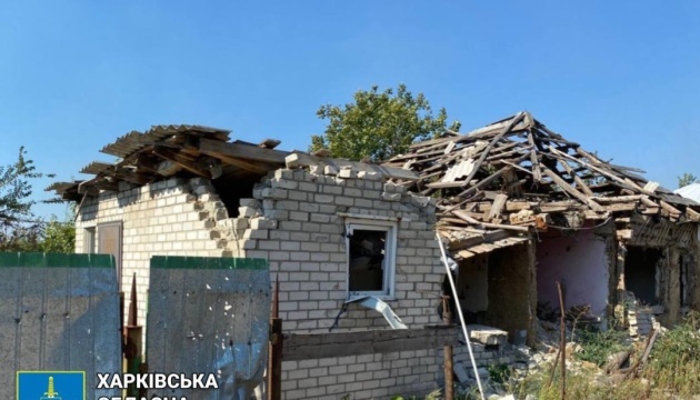 Les forces russes ont bombardé un village de la région de Kharkiv, faisant trois blessés