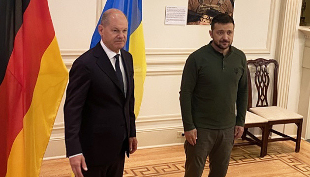 Zelensky meets with Scholz in New York