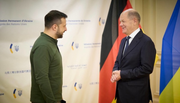 Zelensky, Scholz discuss how to bring peace in Ukraine closer