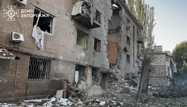 Apartment block, six private buildings damaged in enemy attack on Zaporizhzhia