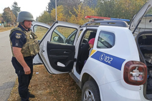 Mother and eight children evacuated from border village in Chernihiv region