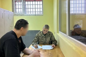 «Не сподівався вижити»: Прикордонники врятували порушника, який заблукав у горах