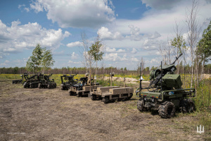 Центр масштабування технологічних рішень тестує у військах 44 проєкти