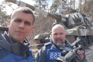 Radio Free Europe journalists come under Russian fire near Bakhmut