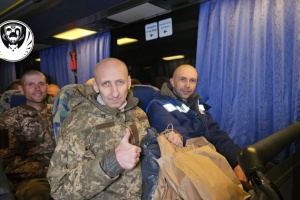 SSU releases exclusive footage of 95 Ukrainians returning from Russian captivity