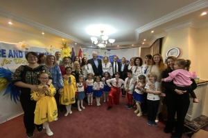 Sybiha starts visit to Turkey with meeting with Ukrainian community