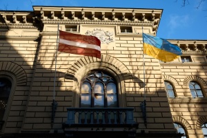 Біля Сейму Латвії відбудеться благодійний аукціон на підтримку українських дітей