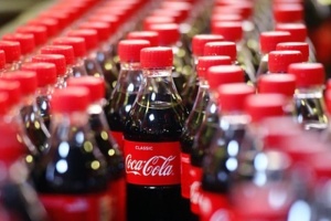 Coca-Cola відкликає в Австрії 28 мільйонів пляшок з напоями через помилку на виробництві