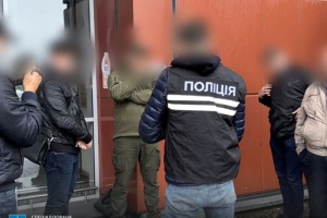 У Львові затримали посадовця ТЦК за підозрою в переданні $2 тисяч хабаря колезі