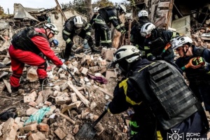 Cuatro muertos y seis heridos tras el ataque ruso a Járkiv