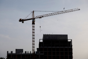 Restaurados 25 edificios de apartamentos dañados por ataques rusos en Kyiv