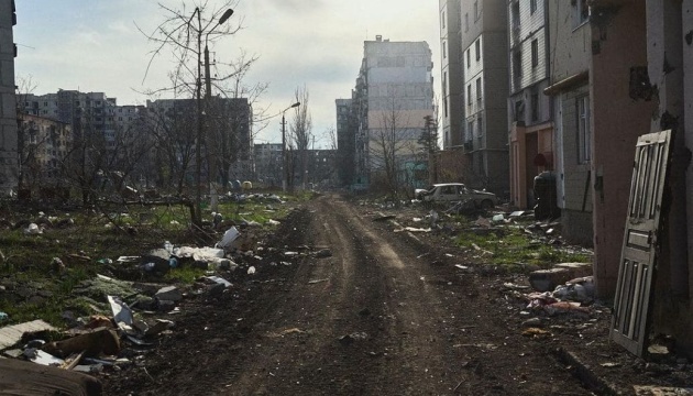 Feind fast im Zentrum von Wuhledar, 107 Einwohner bleiben in der Stadt