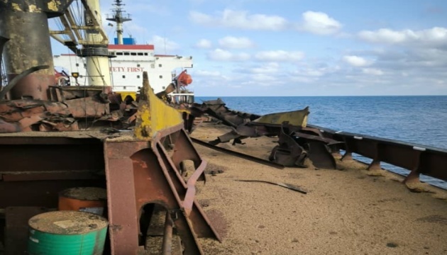 UK intel: Russia might have mistakenly struck Egypt-bound ship with Ukrainian grain