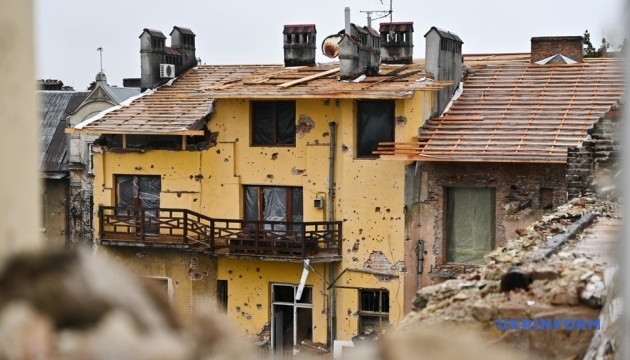 Restauradas 12 casas en Lviv en un mes tras el bombardeo ruso