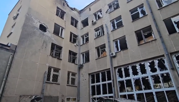 Russians shelled post office in center of Kherson at night