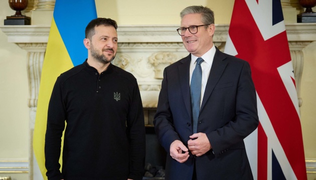 Zelensky presents Victory Plan to UK Prime Minister