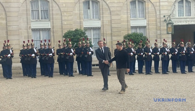 Zelensky ha llegado para reunirse con Macron