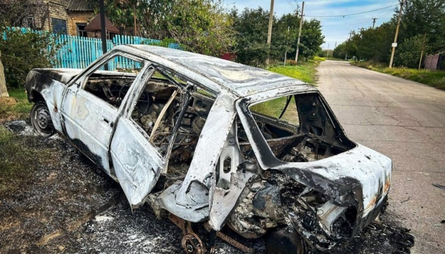 Ворог атакував FPV-дроном село на Запоріжжі, влучив у цивільний автомобіль