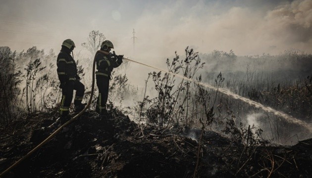 У Харкові ліквідували пожежу на очисних спорудах, яка тривала з 1 жовтня