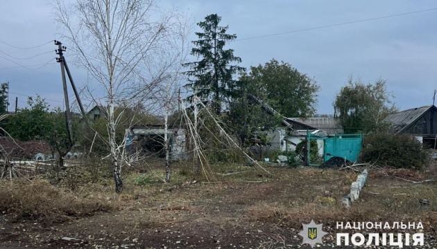 Guerre en Ukraine : Un civil tué et deux autres blessés dans des bombardements russes sur la région de Donetsk 