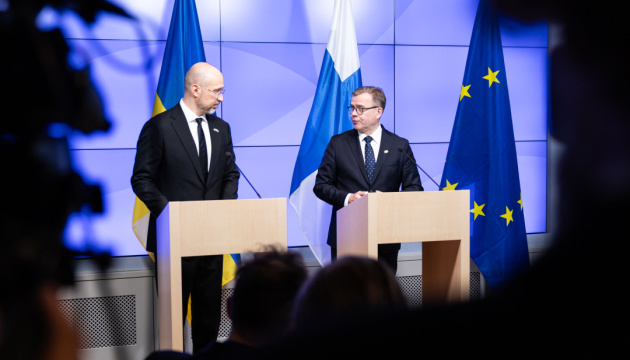 Schmyhal bespricht mit finnischem Premierminister Bau von Luftschutzbunkern in der Ukraine